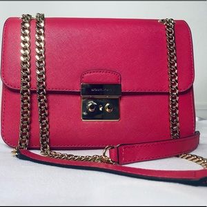 Dark Pink Michael Kors purse (Brandi)